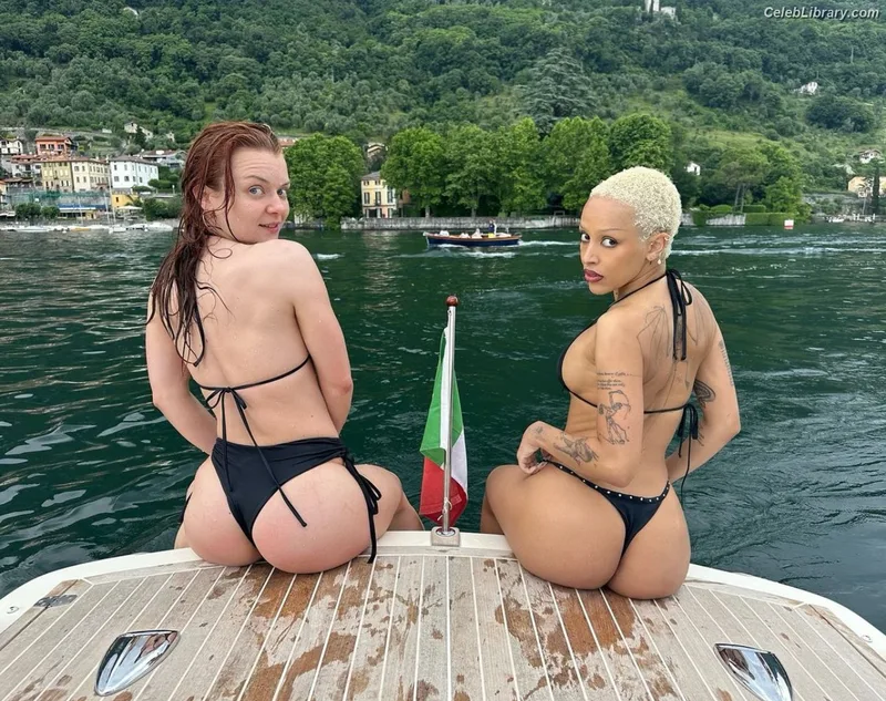 Doja Cat photo 19 of 1960