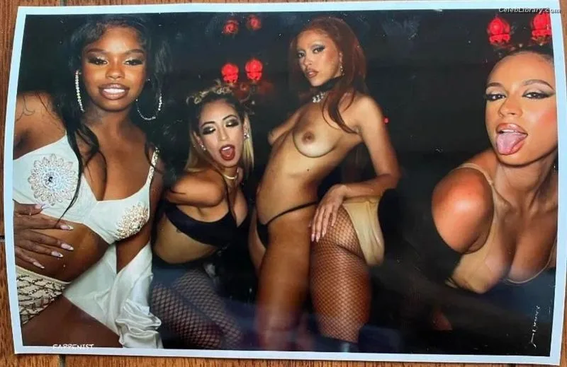 Doja Cat photo 13 of 1960
