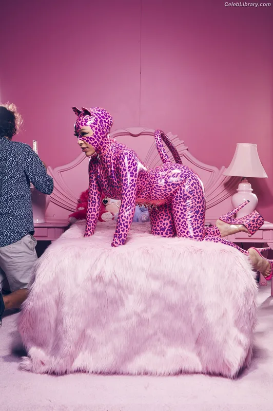 Doja Cat photo 16 of 1960