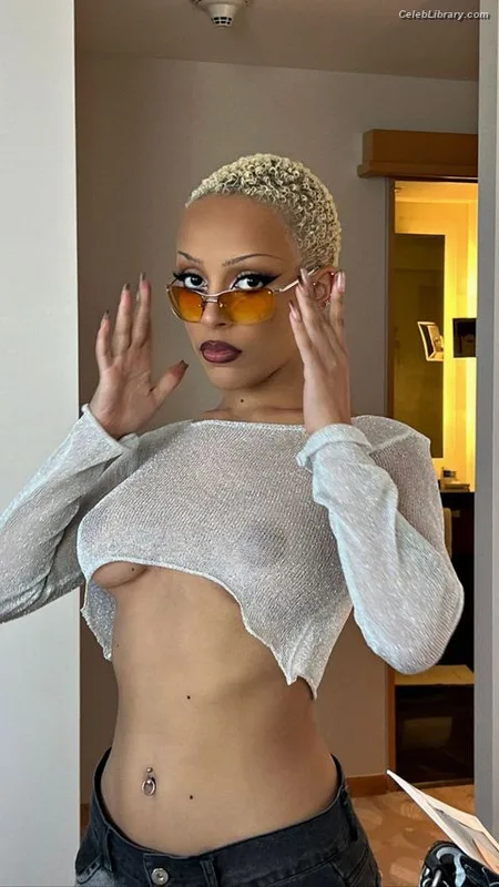 Doja Cat photo 19 of 1960