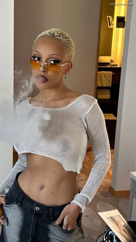 Doja Cat photo 20 of 1960