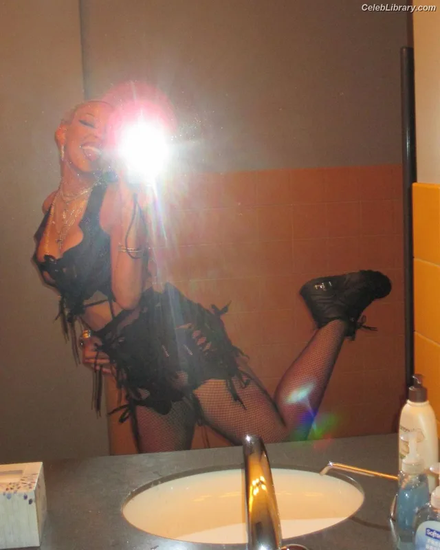 Doja Cat photo 23 of 1960
