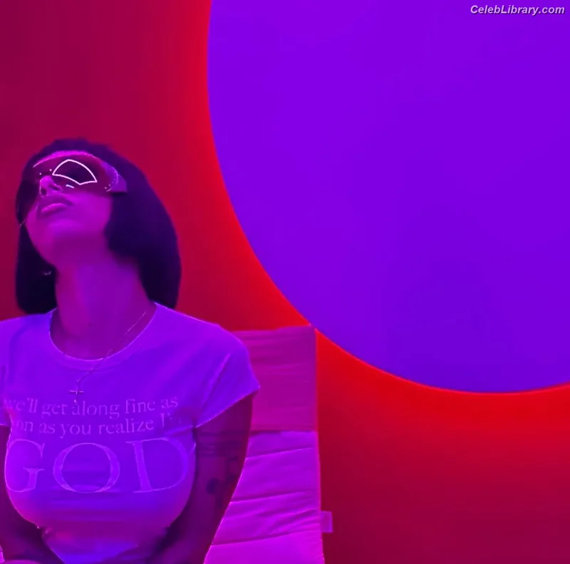 Doja Cat photo 7 of 1960