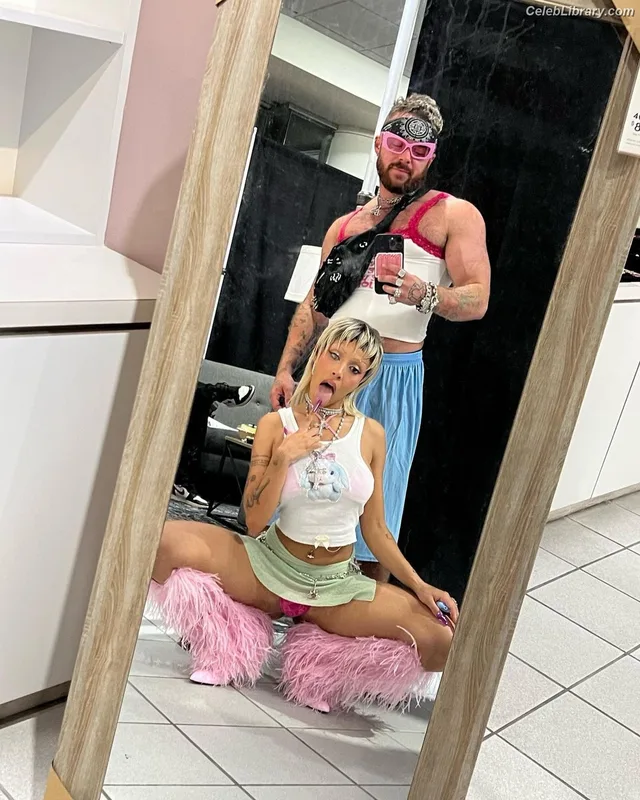 Doja Cat photo 12 of 1960