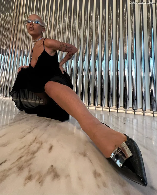 Doja Cat photo 10 of 1960