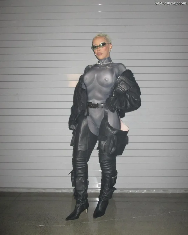 Doja Cat photo 15 of 1960