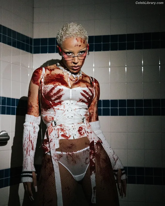 Doja Cat photo 2 of 1960