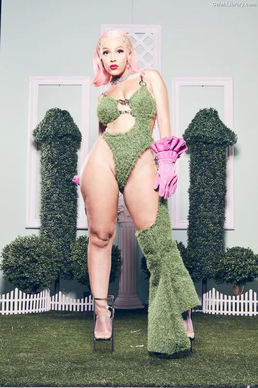 Doja Cat photo 6 of 1960