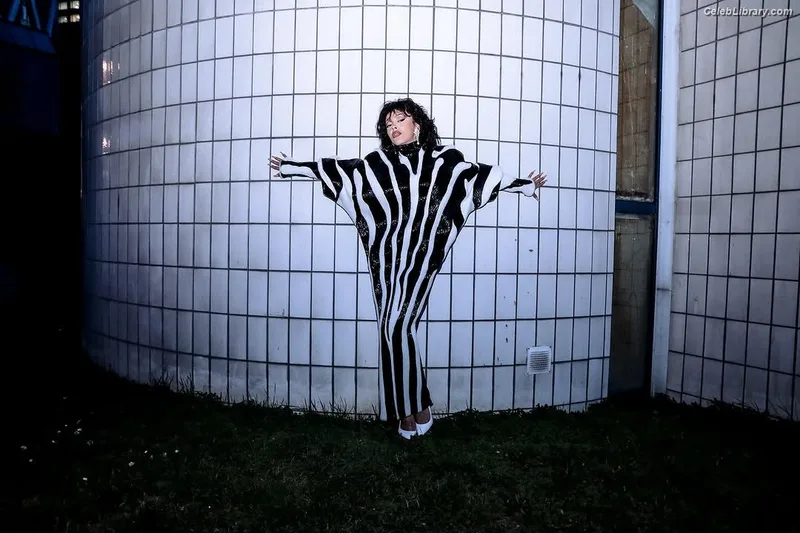 Doja Cat photo 16 of 1960