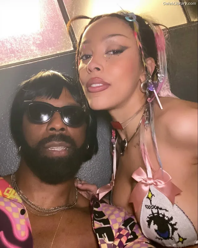 Doja Cat photo 12 of 1960