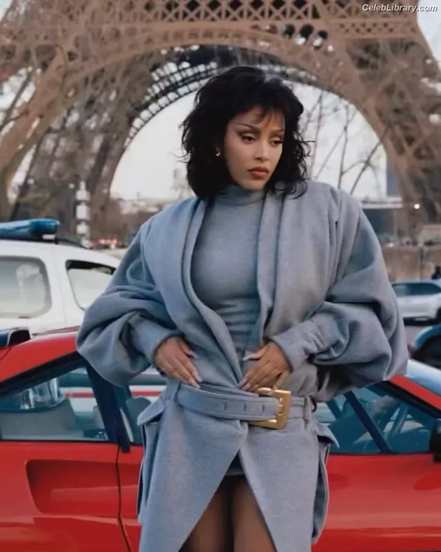 Doja Cat photo 13 of 1960