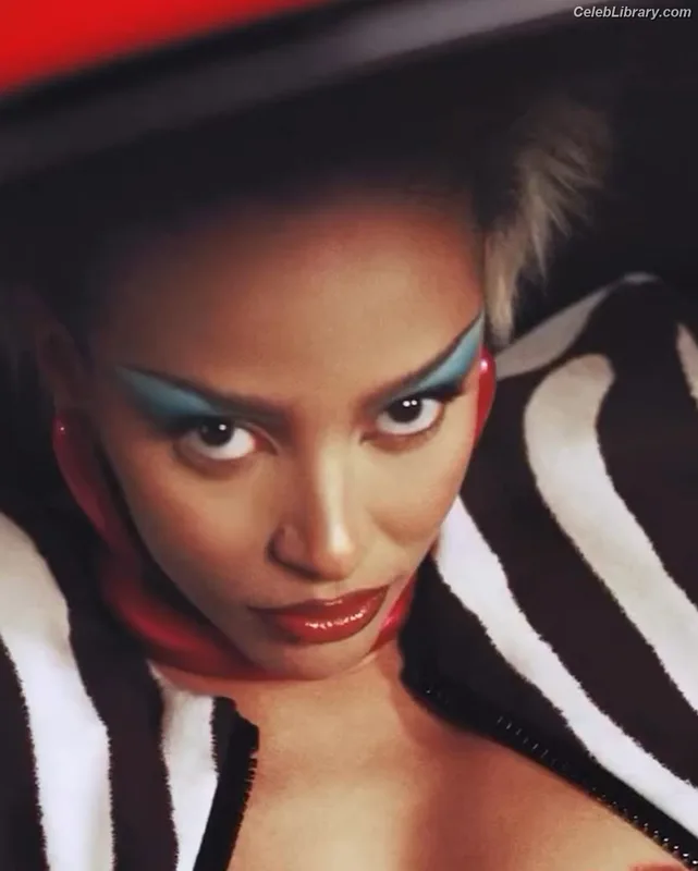 Doja Cat photo 21 of 1960