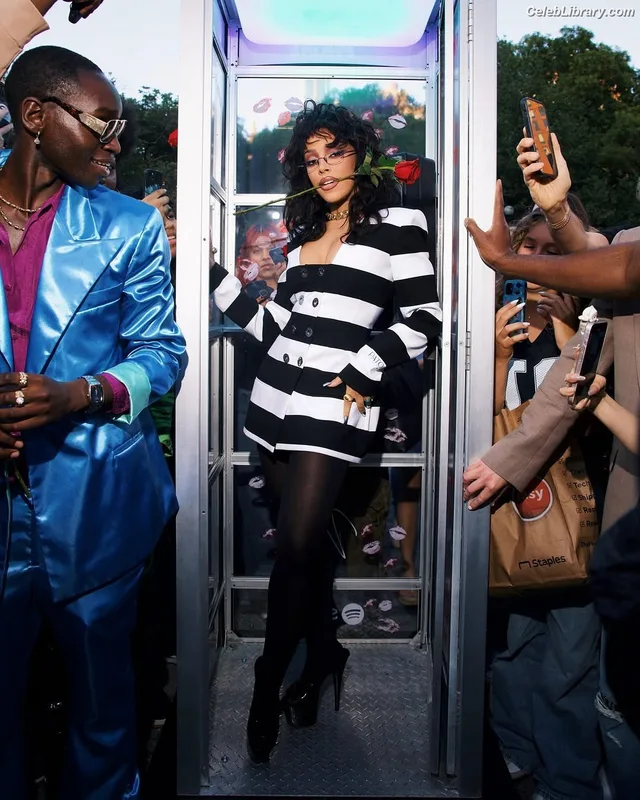 Doja Cat photo 21 of 1960