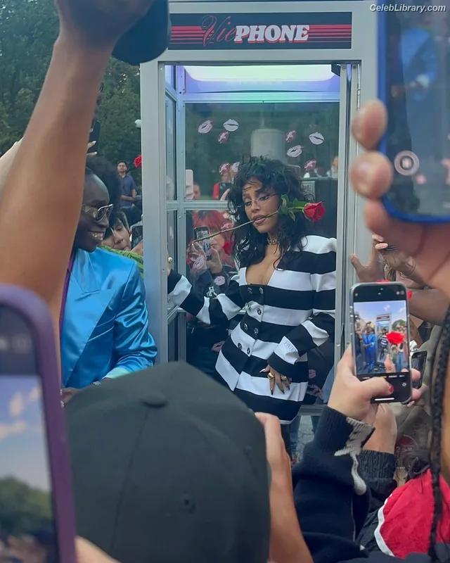 Doja Cat photo 24 of 1960