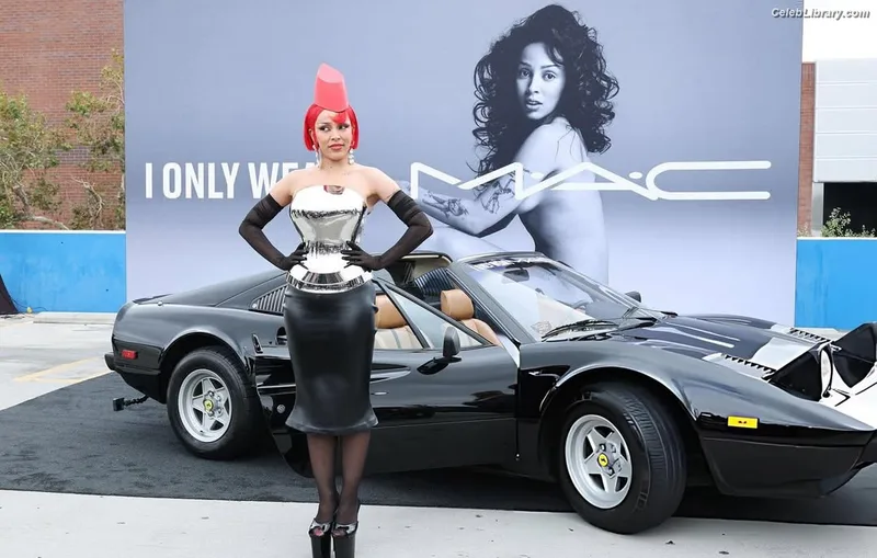 Doja Cat photo 7 of 1960