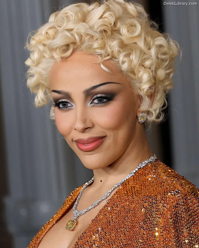 Doja Cat photo 16 of 1960