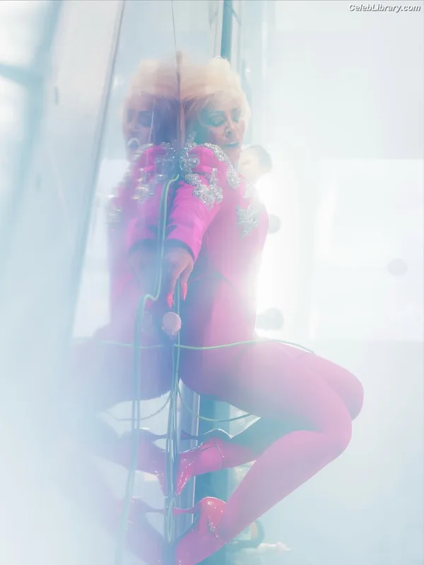 Doja Cat photo 11 of 1960