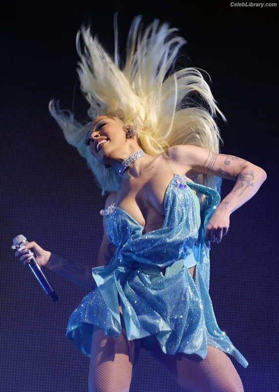 Doja Cat photo 14 of 1960