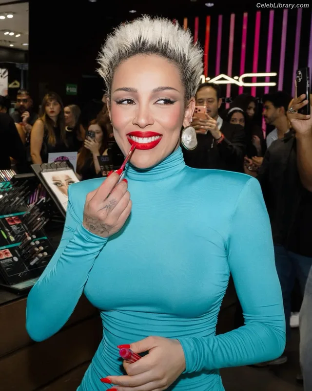 Doja Cat photo 18 of 1960