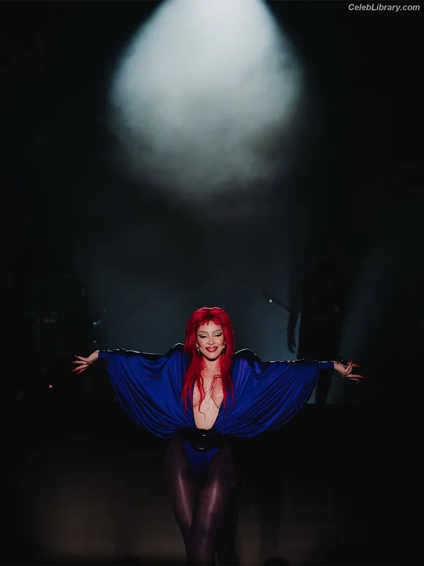 Doja Cat photo 6 of 1960