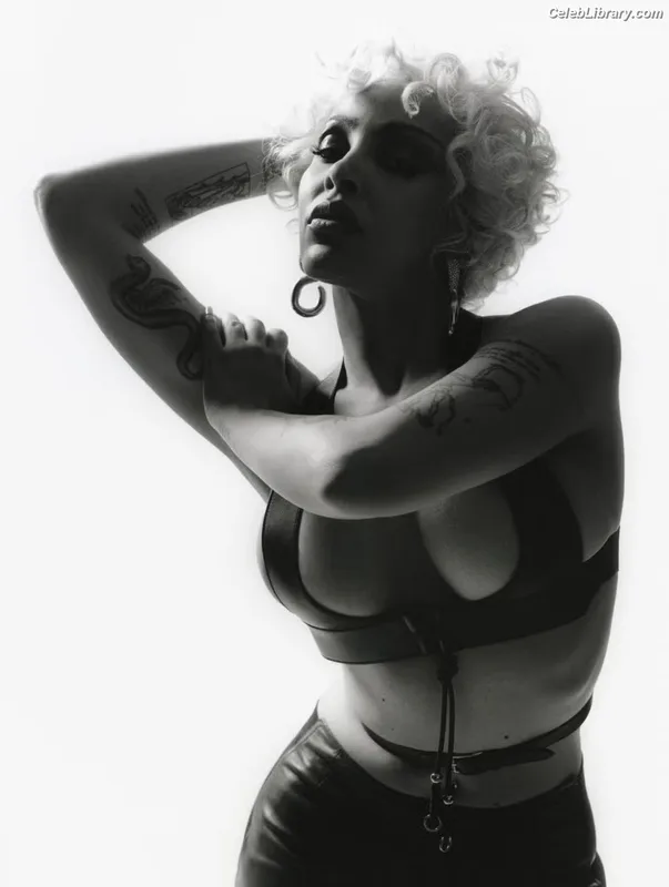 Doja Cat photo 2 of 1960