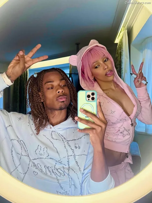 Doja Cat photo 6 of 1960