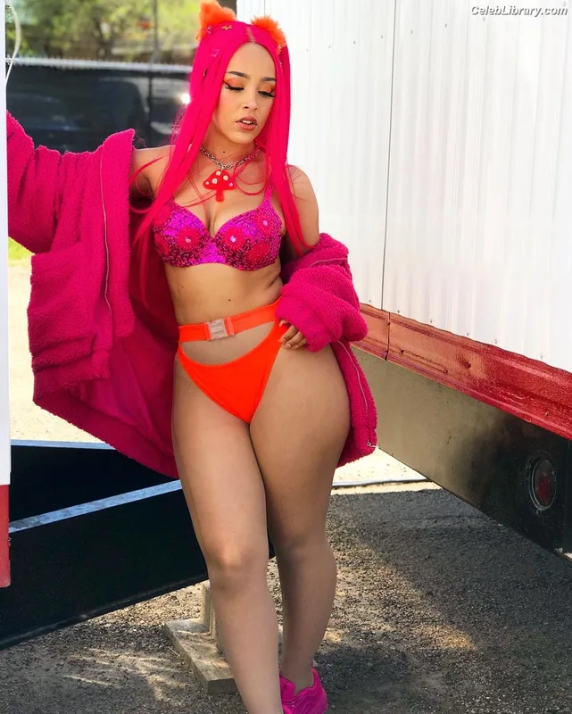 Doja Cat photo 14 of 1960