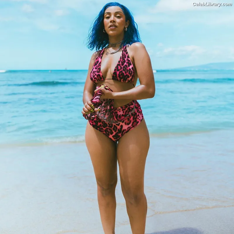 Doja Cat photo 1 of 1960