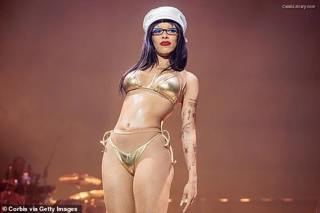Doja Cat photo 7 of 1960