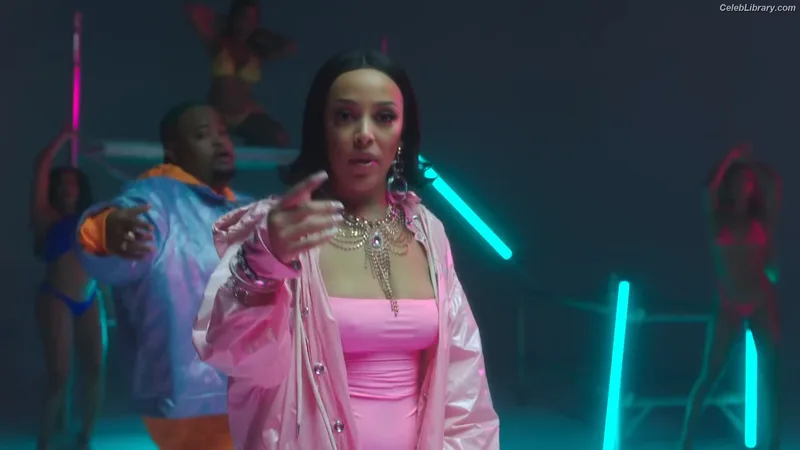 Doja Cat photo 21 of 1960