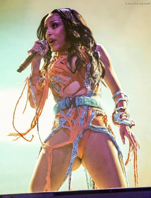 Doja Cat photo 23 of 1960