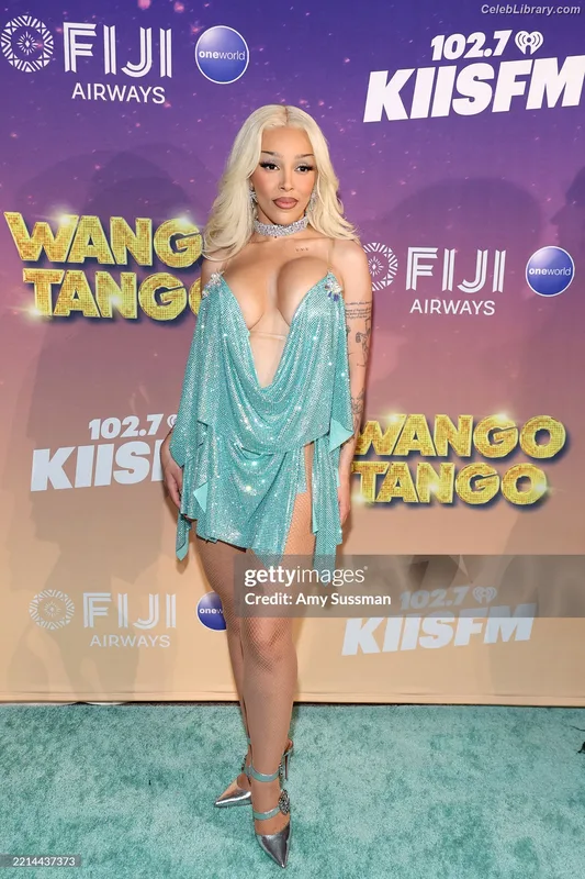 Doja Cat photo 2 of 1960