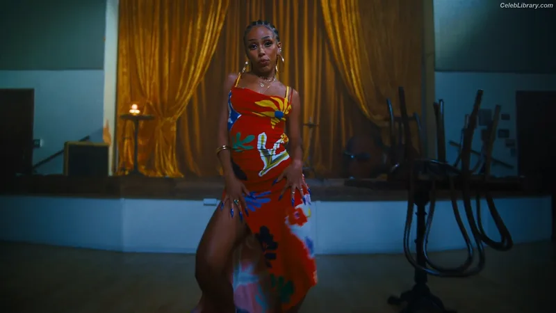 Doja Cat photo 12 of 1960