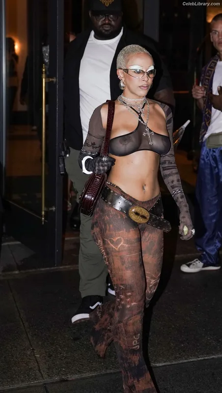 Doja Cat photo 2 of 1960