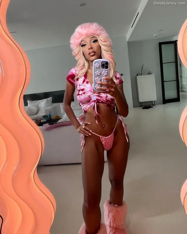 Doja Cat photo 11 of 1960