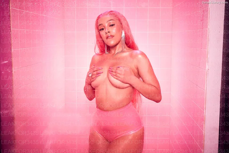 Doja Cat photo 2 of 1960