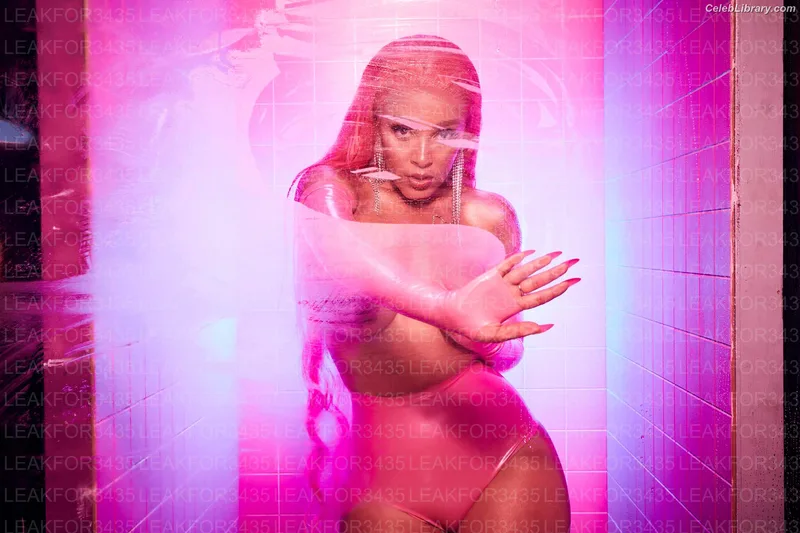 Doja Cat photo 5 of 1960