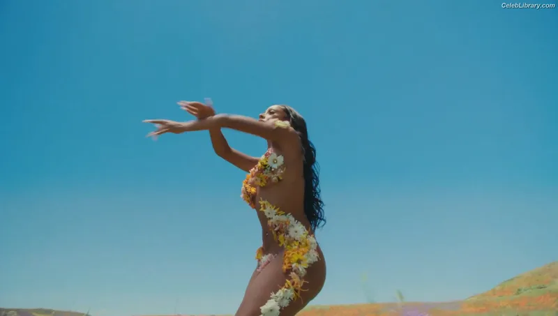 Doja Cat photo 21 of 1960