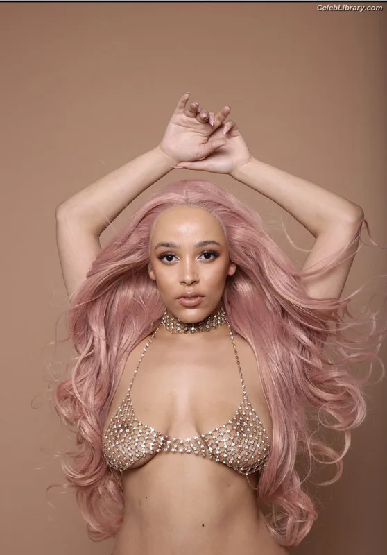 Doja Cat photo 6 of 1960