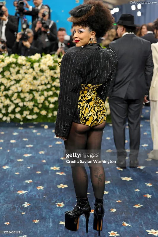 Doja Cat photo 12 of 1960