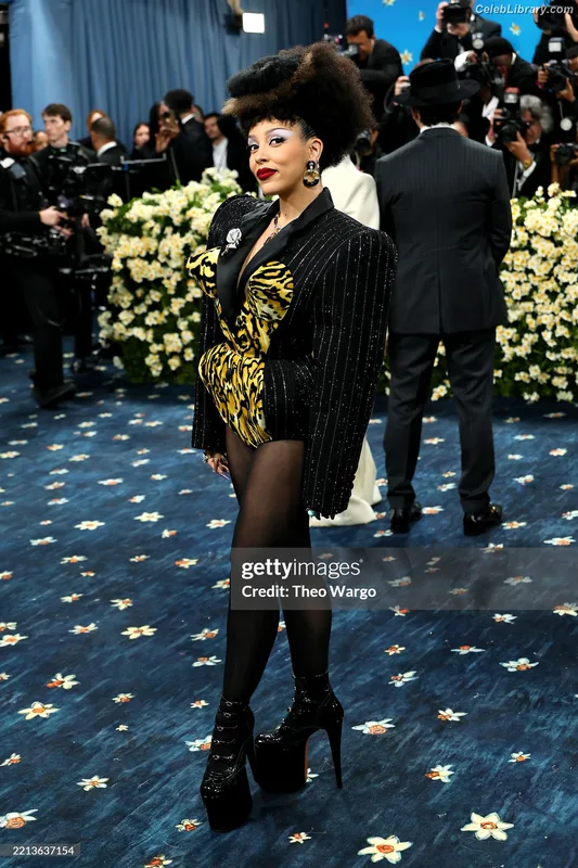 Doja Cat photo 13 of 1960