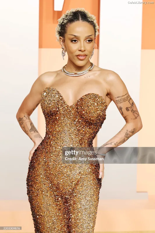 Doja Cat photo 5 of 1960
