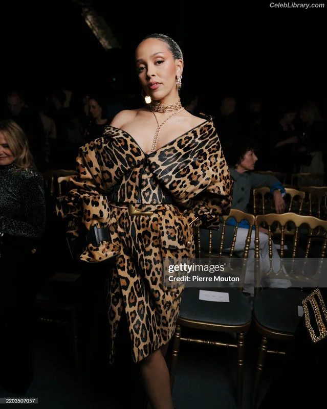 Doja Cat photo 10 of 1960