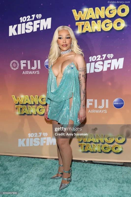 Doja Cat photo 9 of 1960