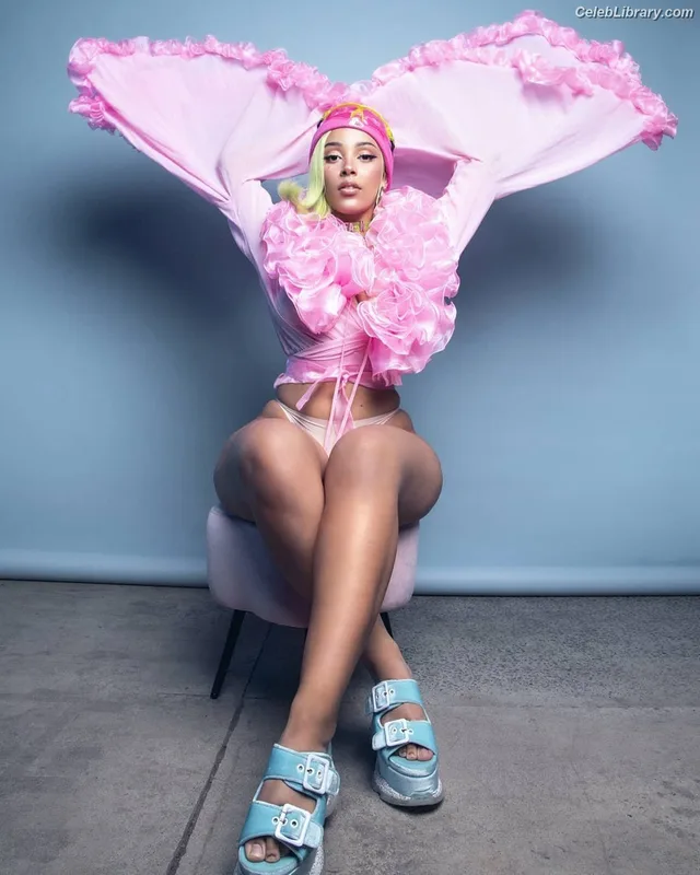 Doja Cat photo 19 of 1960