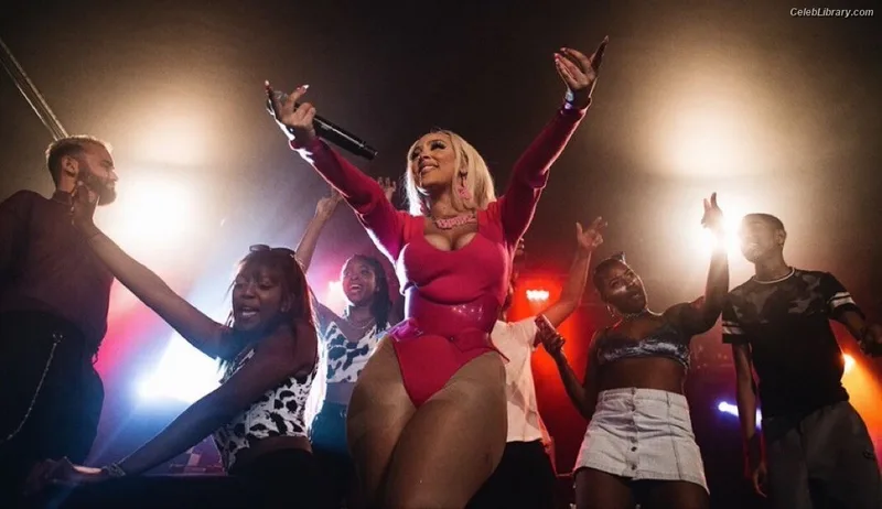 Doja Cat photo 21 of 1960