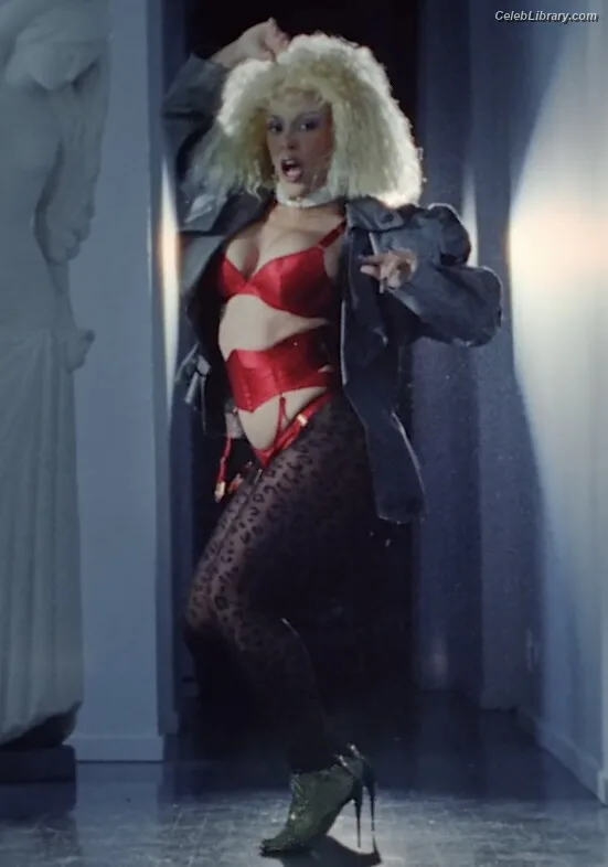 Doja Cat photo 8 of 1960