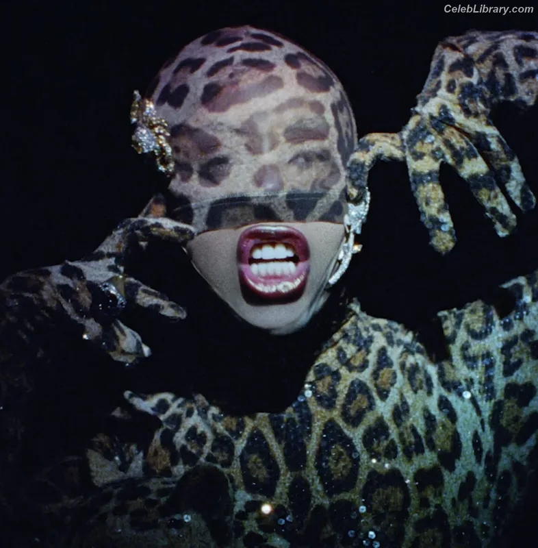 Doja Cat photo 12 of 1960
