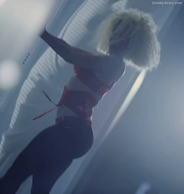 Doja Cat photo 6 of 1960
