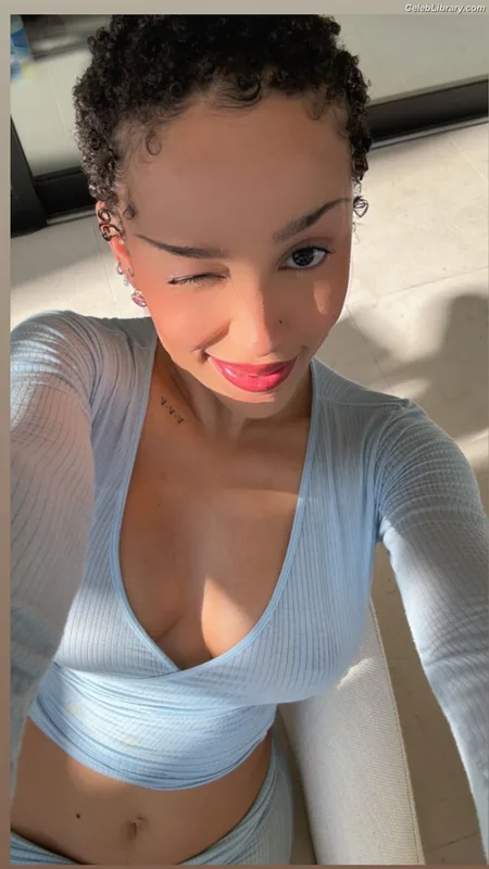Doja Cat photo 16 of 1960